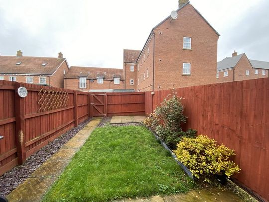 2 Bedroom Terraced - Photo 1