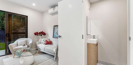 Beautiful 3 Bedroom 1 Bathroom House - Photo 5