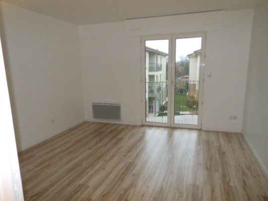 Location Appartement 3 pièces 73m² - Photo 1