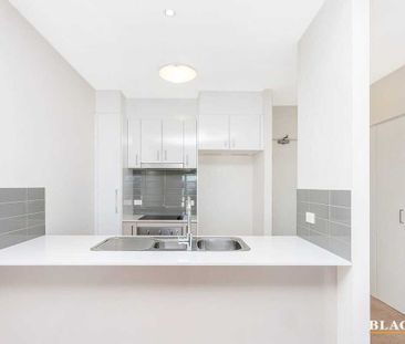 Times Square Harrison - Woolworths Metro & the Light rail at your... - Photo 5