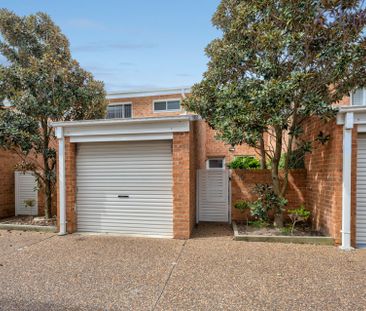 Two bedroom townhouse in sought after Merewether beach location - Photo 6