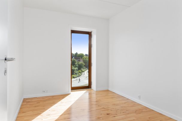 Øverste etage - Foto 1