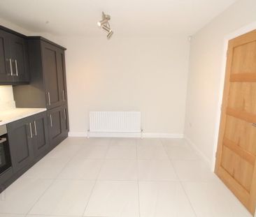 11 Avondale Court, Off Avondale Drive, Ballyclare, BT39 9YJ - Photo 6