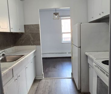 For Lease - 1651 Victoria Pk Avenue Unit# 302, Toronto, Ontario - Photo 3