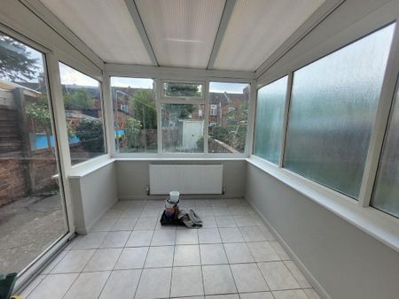 2 bedroom terraced house to rent - Photo 5