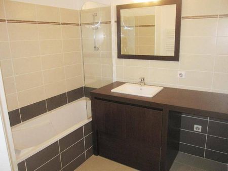 Location appartement 2 pièces 43.48 m² à Sète (34200) - Photo 4