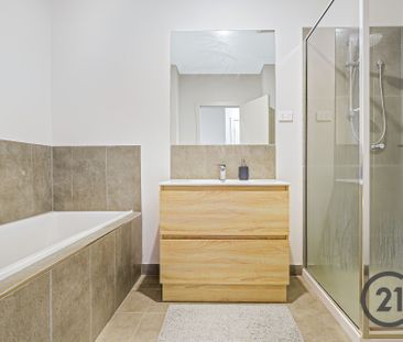 Modern Comfort in a Prime Noble Park Location - Photo 2