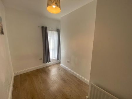 42 Channing Street, Belfast, BT5 5GP - Photo 4