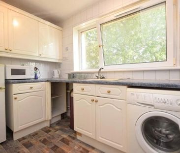 2 Bed Flat, Kennedy Path, G4 - Photo 5