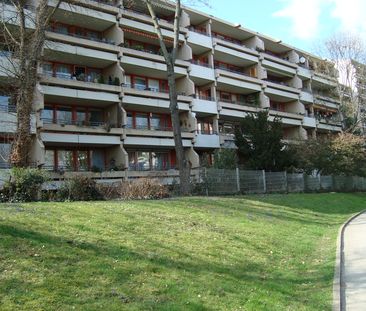 3 Zimmer, Küche, Bad, 2 Loggien, Aufzug, Tiefgarage, 3. Ebene - Photo 1