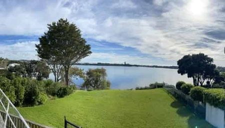 Available Now Grand old lady on the lake - Photo 3