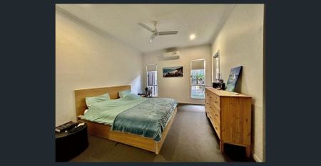 Modern 4-Bed Family Home in Highly Sought-After Brookhaven Estate - Photo 3