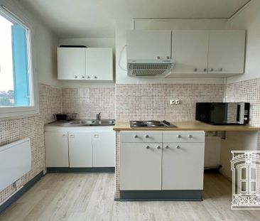 Location Appartement 3 pièces 53m² GENAY 69730 - Photo 2