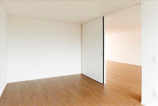 "Moderne Wohnung beim Bahnhof!" - Photo 1