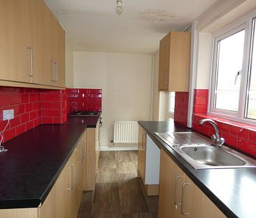 2 bedroom terraced house to rent - Photo 6