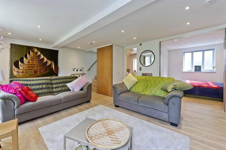 2 bedroom detached house to rent - Photo 2