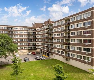 4 1/2 - 239 Boulevard Deguire, Montréal - Photo 3