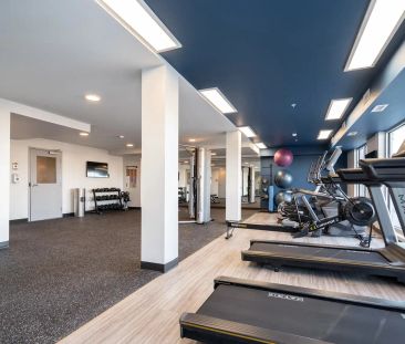 Prairie View Pointe — Modern and Spacious 2 Bedroom Unit - 876 SF - Photo 3