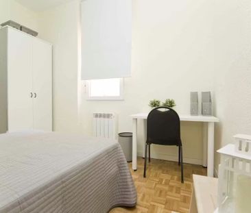 Ronda de Toledo, Madrid, Community of Madrid 28005 - Photo 2