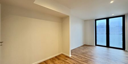 Appartement te huur in Ukkel voor € 1.686 met 3 slaapkamers - Foto 3