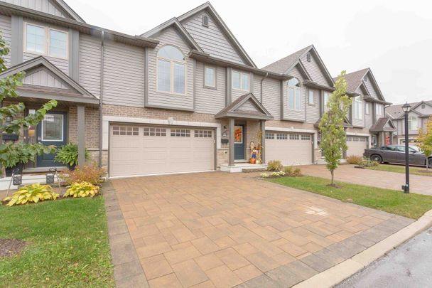 For Lease - 3400 CASTLE ROCK Place Unit# 105, London South, Ontario - Photo 1