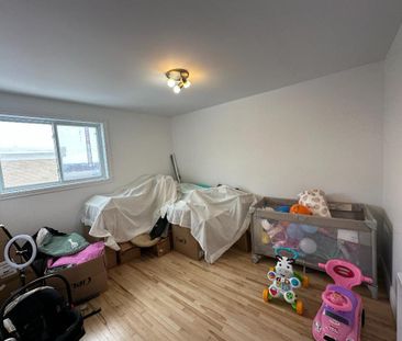 4 1/2 situé à Ste-Foy, A/C, Internet, stationnement - Photo 1