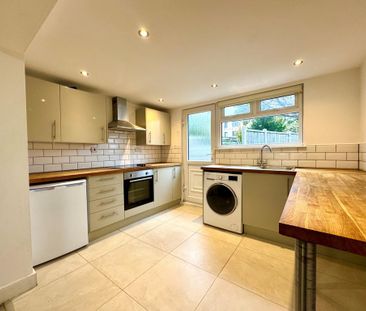 2 bedroom terraced house to rent - Photo 5