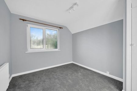 3 bedroom detached house to rent - Photo 3