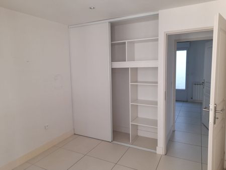 Location appartement 4 pièces, Sète - Photo 2