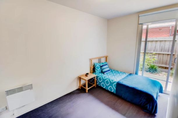 Standard Studio - Photo 1