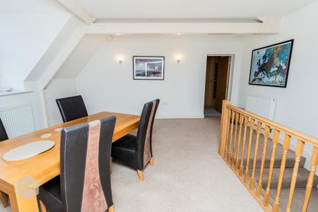 2 bedroom apartment to rent - Photo 3