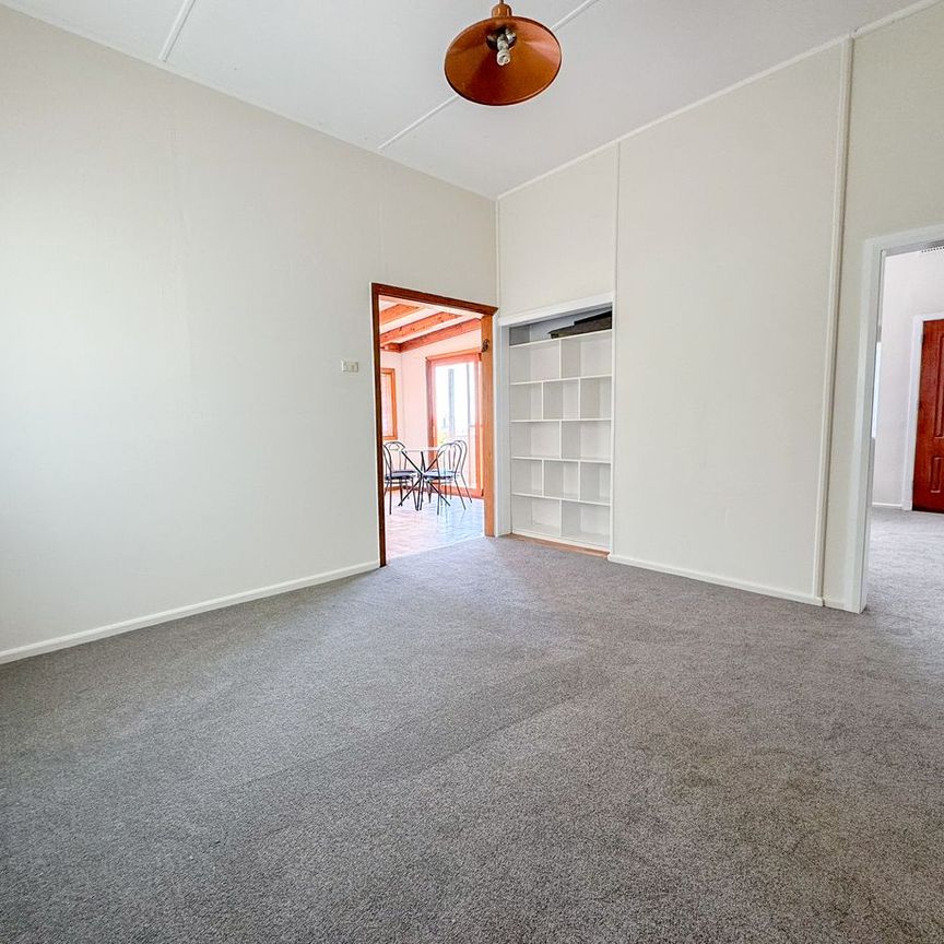 Fully Furnished 3-Bedroom Home - Private, Practical & Ready to Move In - Photo 1