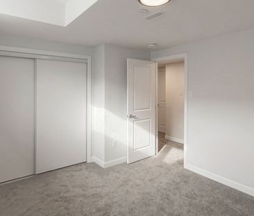 For Lease - 401 Glenroy Gilbert Drive Unit# 20, Barrhaven, Ontario - Photo 3