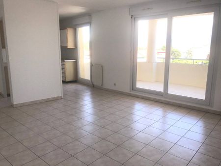 Location appartement 3 pièces 70 m² à Valence (26000) - Photo 3