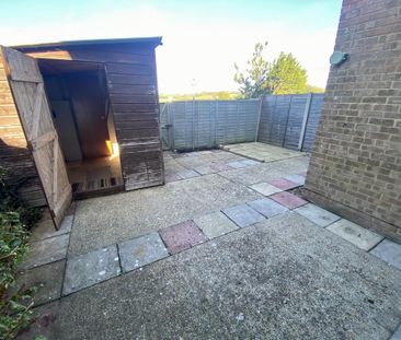 3 bedroom terraced house to rent - Photo 2