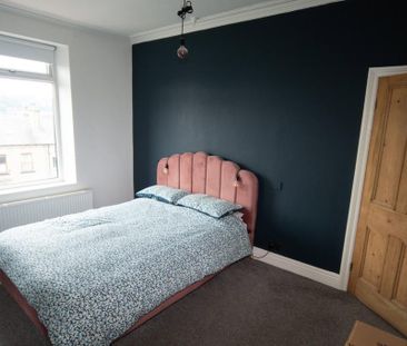 4 bedroom terraced house to rent - Photo 4