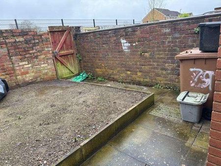 Station Road, St Helens, Haydock, Merseyside, WA11 - Photo 2