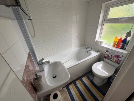 65 Seaview Drive, Carrickfergus, BT15 3NB - Photo 5