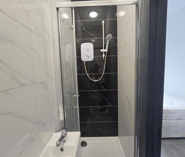 Studio to rent - Photo 5