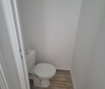 Location Appartement 2 pièces 37m² BANDOL 83150 - Photo 4