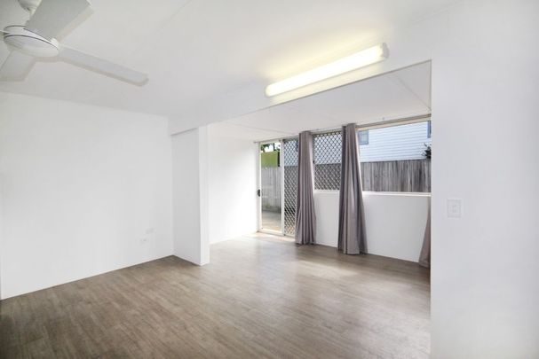 One Bedroom Unit in Prime Central Location - Photo 1