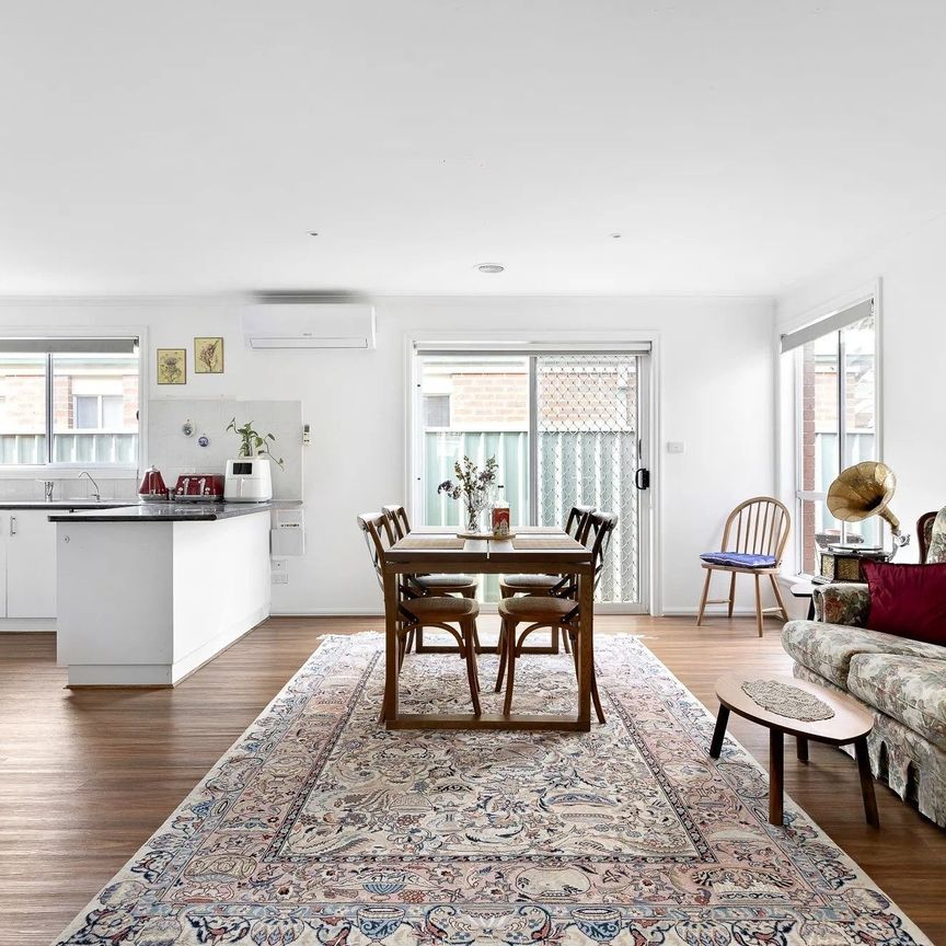 4 Bedroom Spacious Family Home! - Photo 1