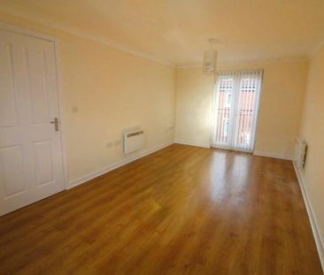 2 bedroom flat to rent - Photo 6