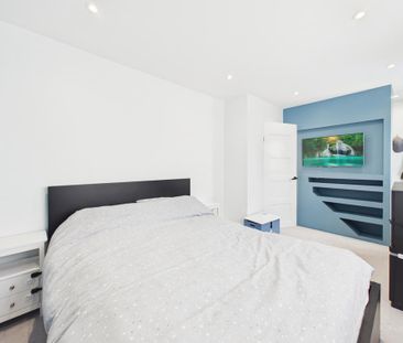 2 bedroom semi-detached house to rent - Photo 2