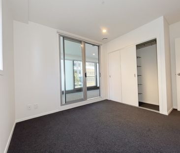 Newly renovated spacious ONE BEDROOM with Bonus Living - Photo 5