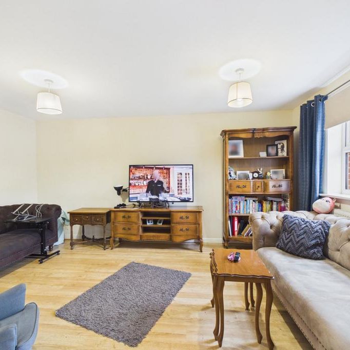 4 bedroom terraced house to rent - Photo 1