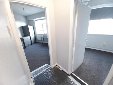 12 bedroom house share to rent - Photo 5