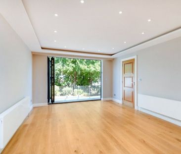 6 Bedroom House To Let - Photo 3