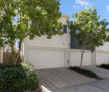 Stunning Open Plan Townhouse in Buderim! - Photo 5