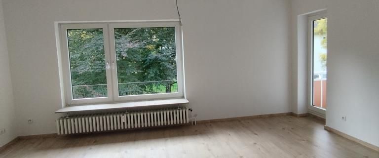 Bezugsfertige 3-Zimmer-Wohnung in Plettenberg Kersmecke mit Balkon - Photo 1